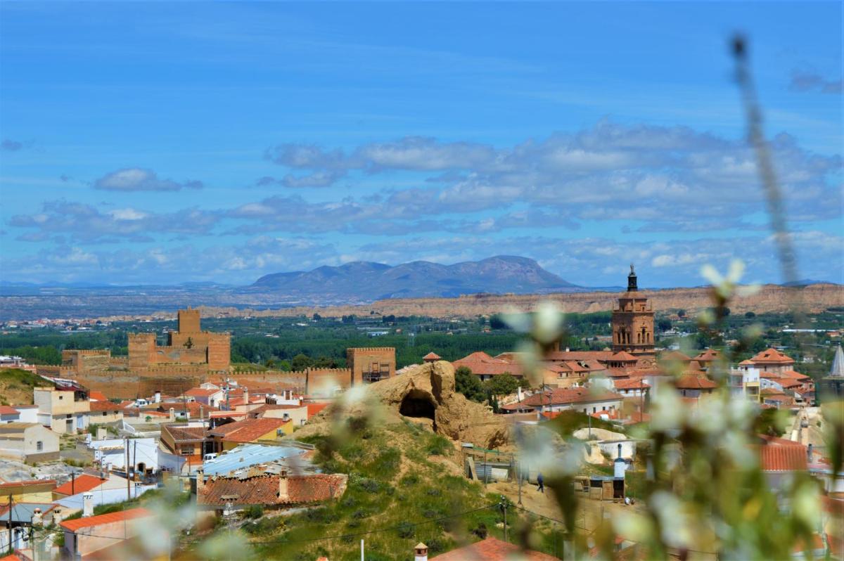 La Madriguera Eco Caves - Housity