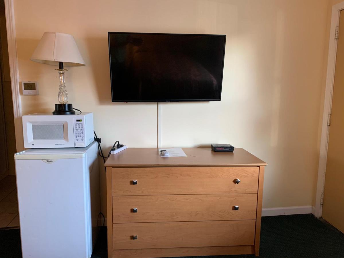 New Relax Inn Bridgeview - Housity