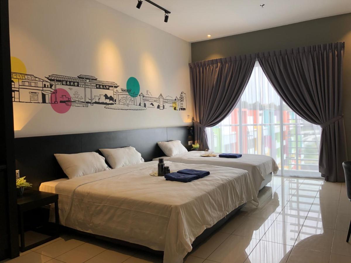 Aeropod Suites by Calvin - Housity