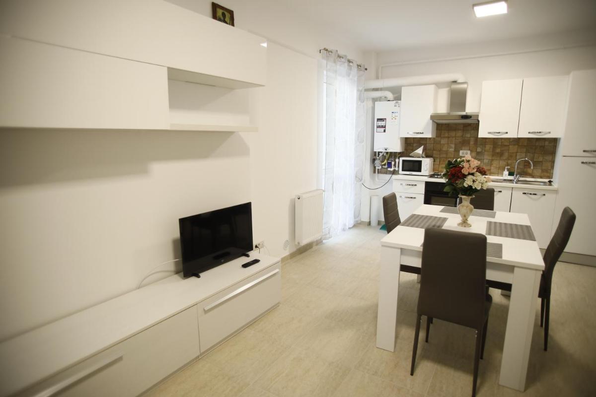 Lar Apartment - Housity