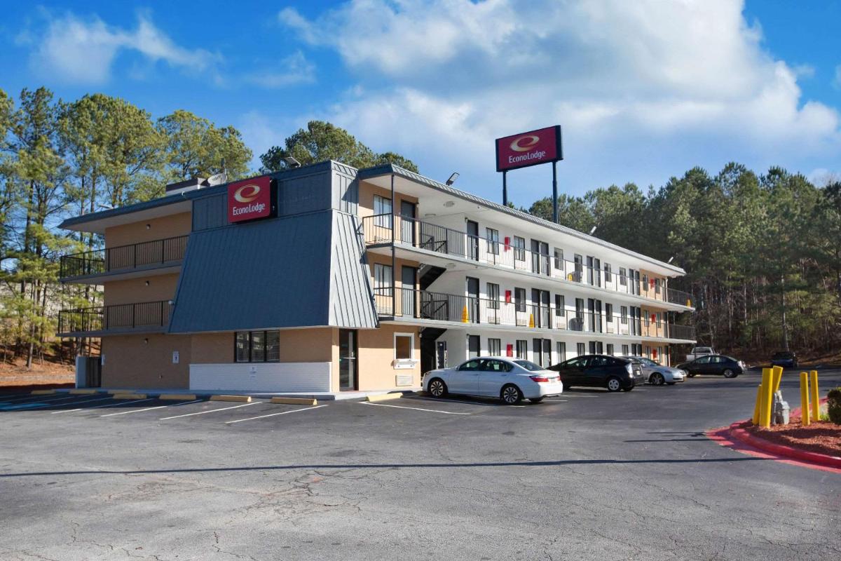 Econo Lodge - Housity