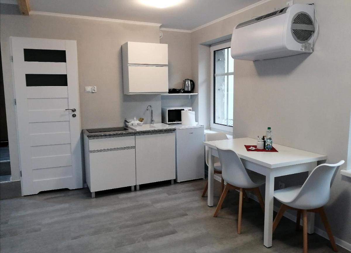 Apartament Szczawno-Zdrój CENTRUM - Housity
