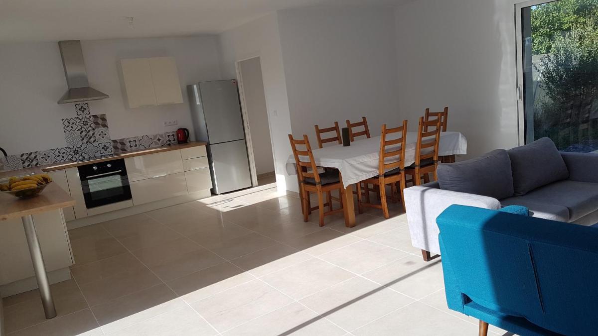 Maison Neuve Moderne - Housity