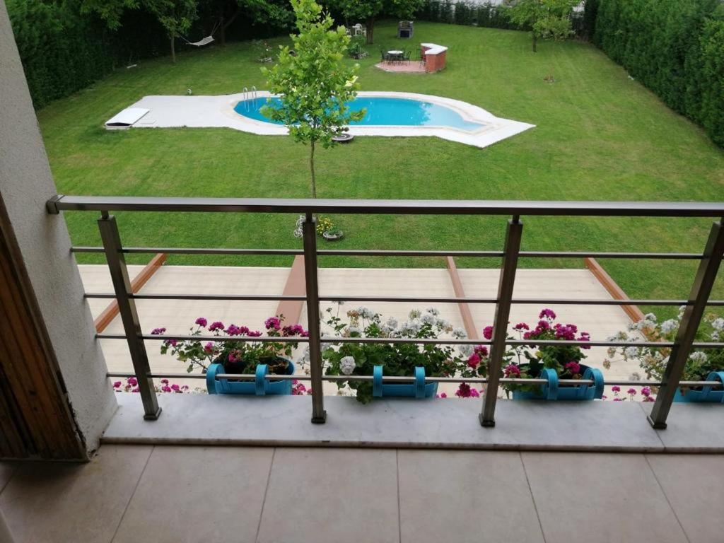 Villa Azra - Housity