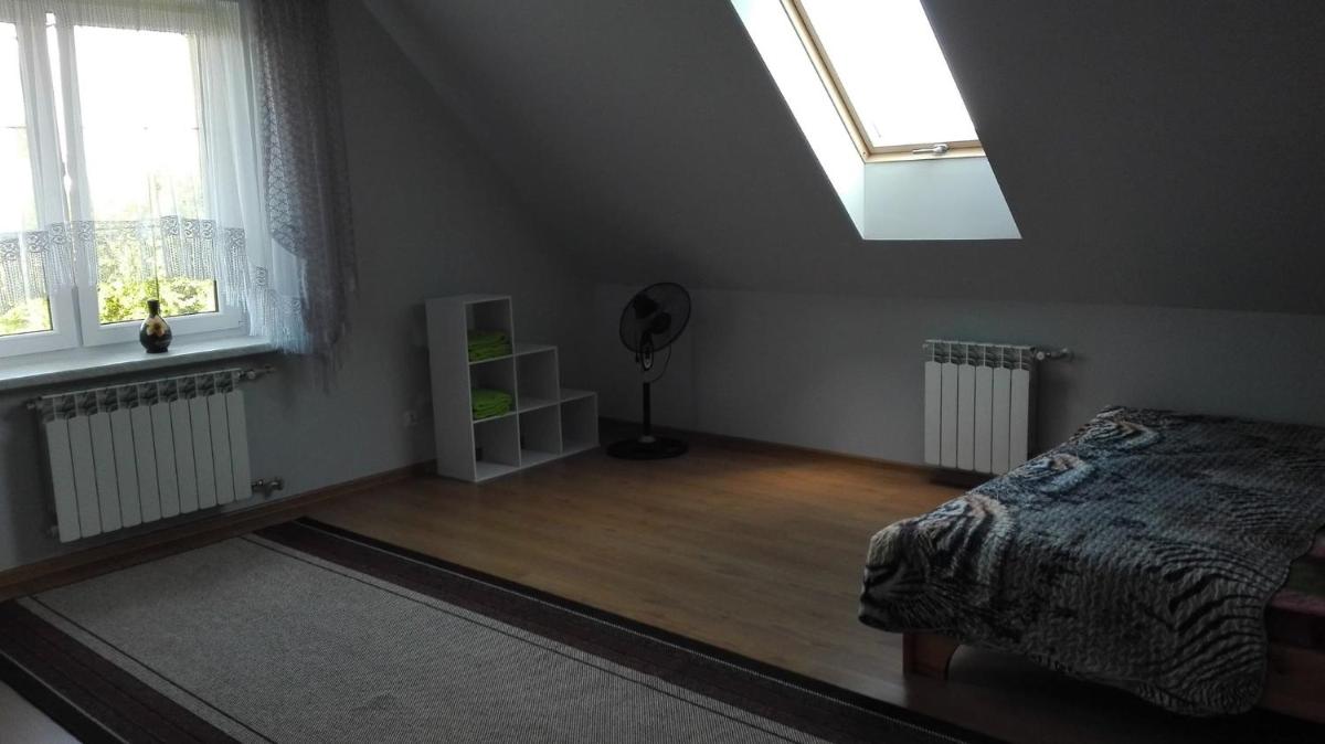 Dom w spokojnej okolicy - Housity