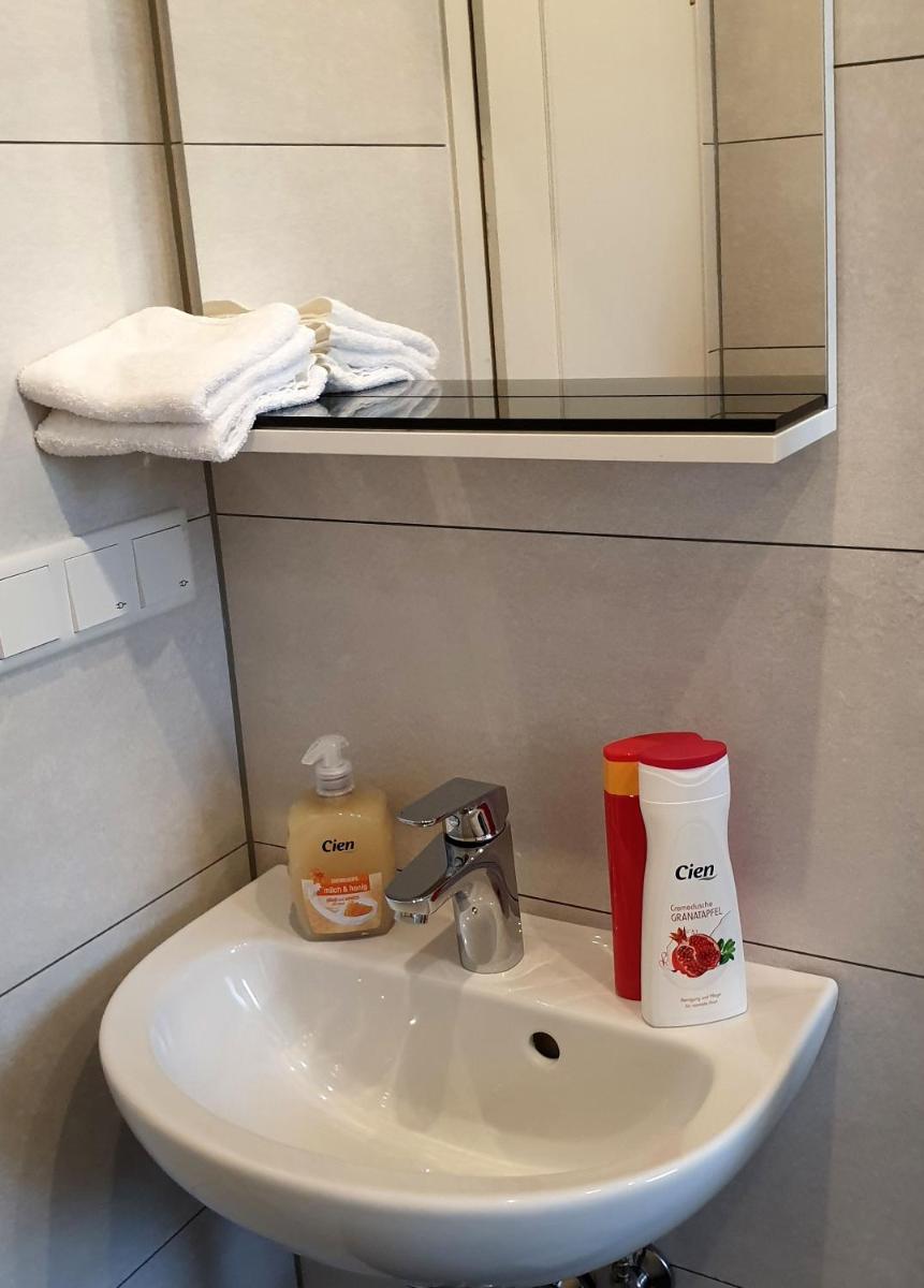Bed and Breakfast am Höhenweg - Housity