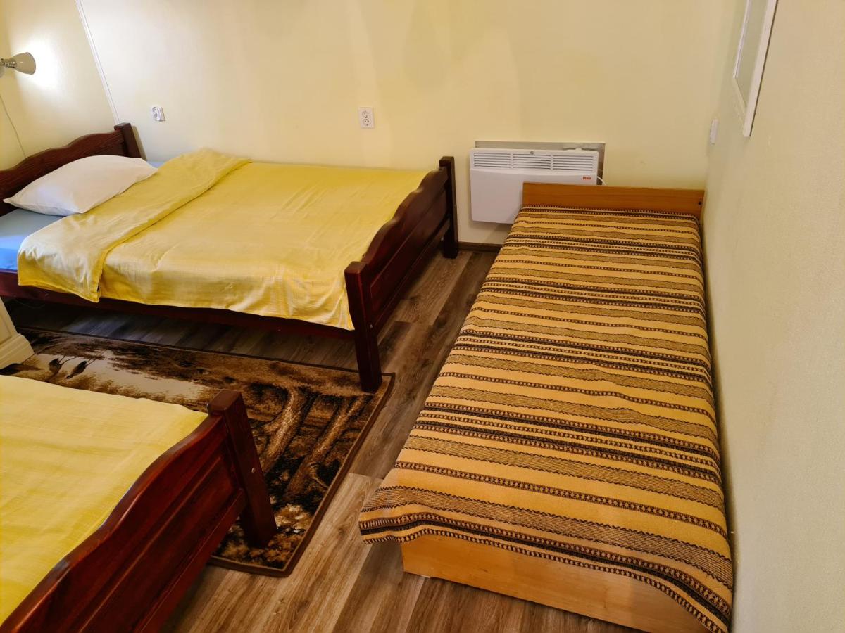 Mustvee Creek Cottage - Housity