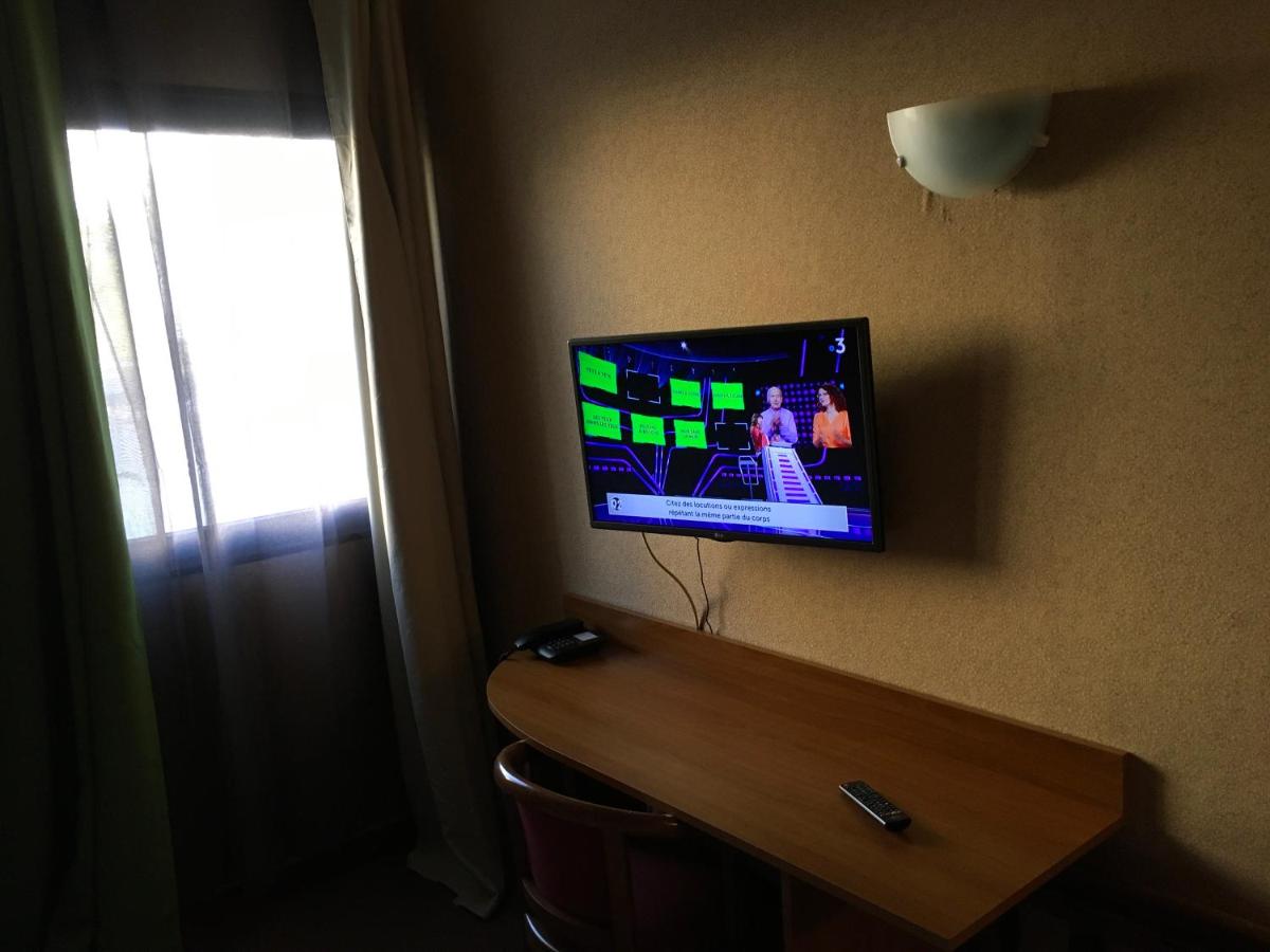 Hotel Dorele - Housity