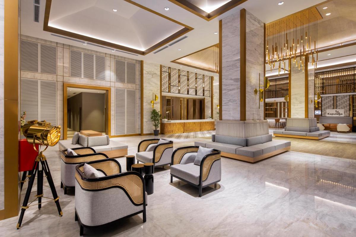 Swiss-Belhotel Solo - Housity