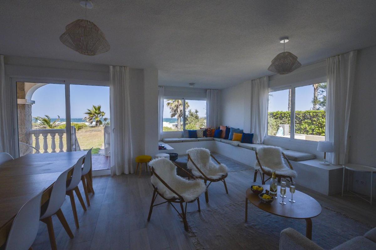 Suitetrails - Beach House Villa Roca