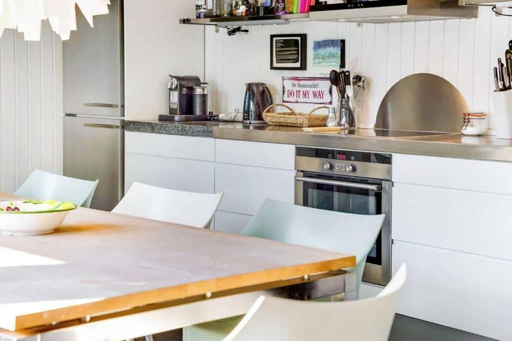 Cozy summer house 50 meter from the beach, 89 m² - Housity