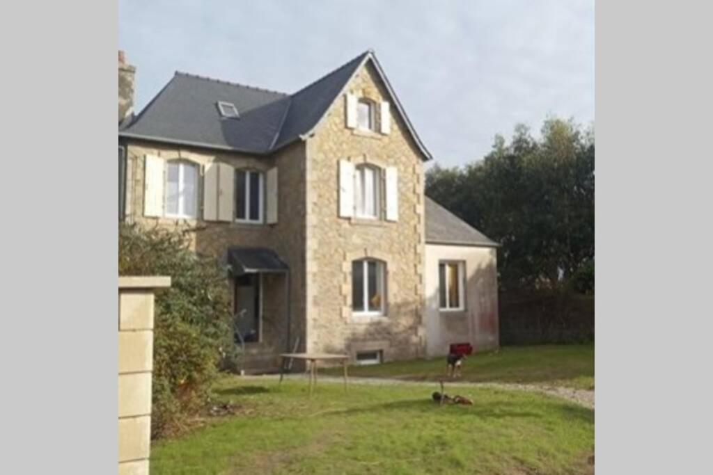 Kermaravel, le petit manoir en bord de mer. - Housity