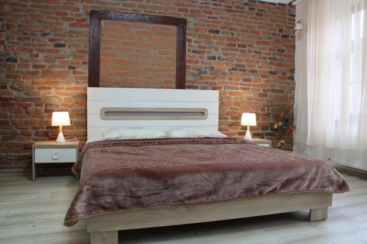 MSH Rustic apartment - Liars Bridge Sibiu - Housity