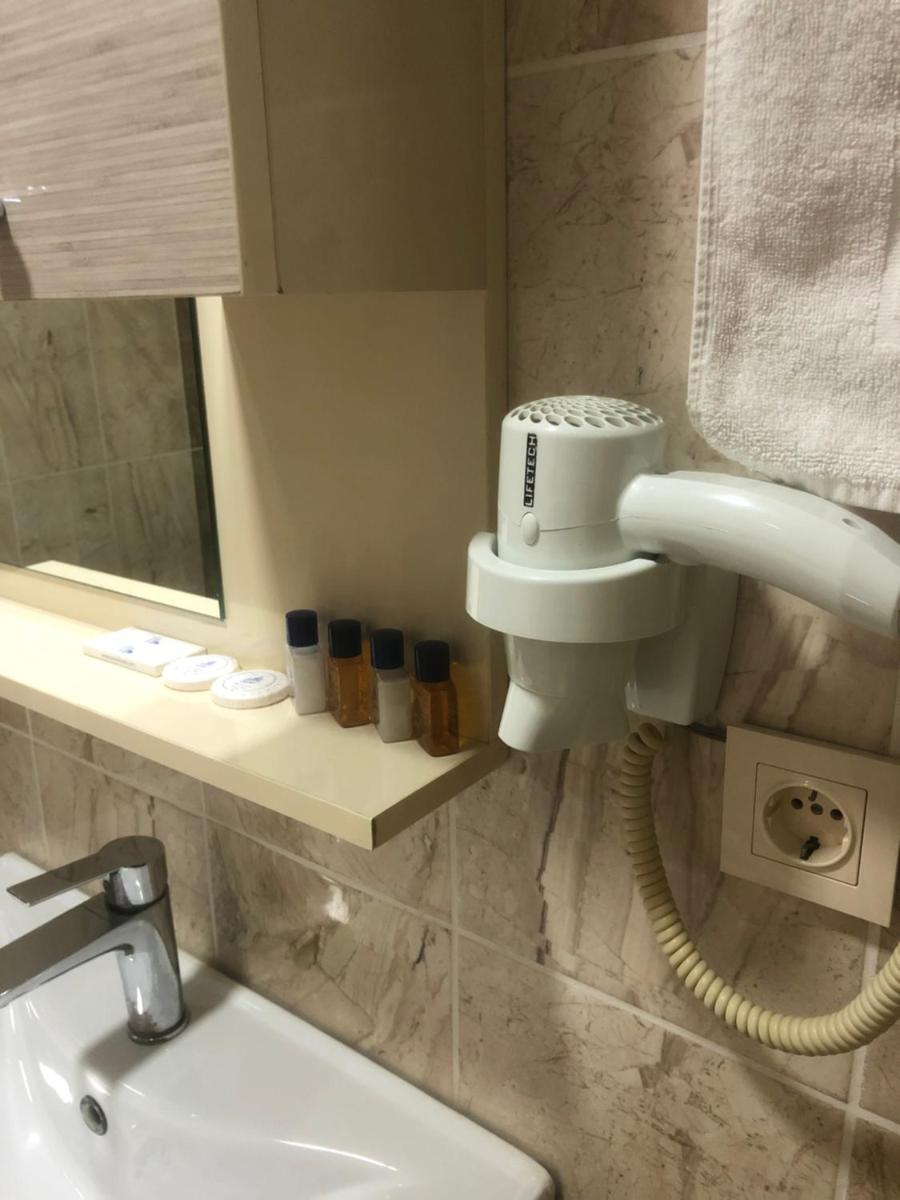 Avesis Hotel - Housity