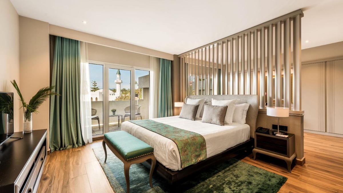 Cama o camas de una habitación en Alanda Marbella Hotel & Wellness