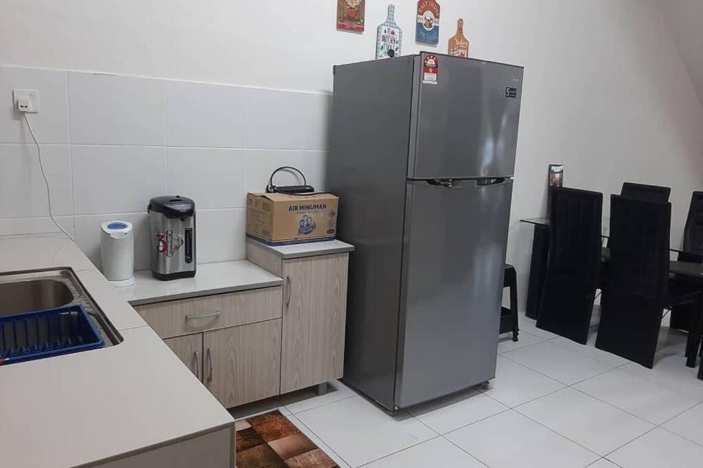 HM Homestay Lahat, Station 18, Ipoh 'مسلم' - Housity
