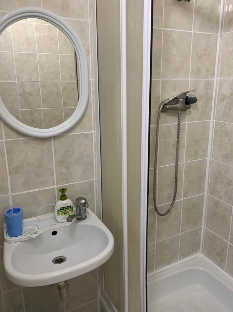 Gotel bila tserkva1 - Housity