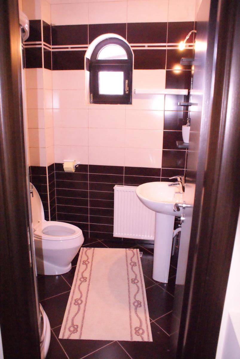 Hotel Victoria - Housity
