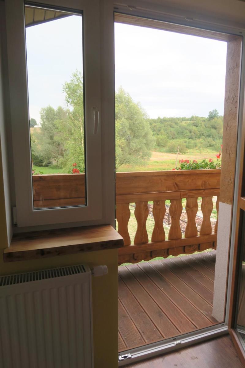 Base Camp Carpathia - Housity