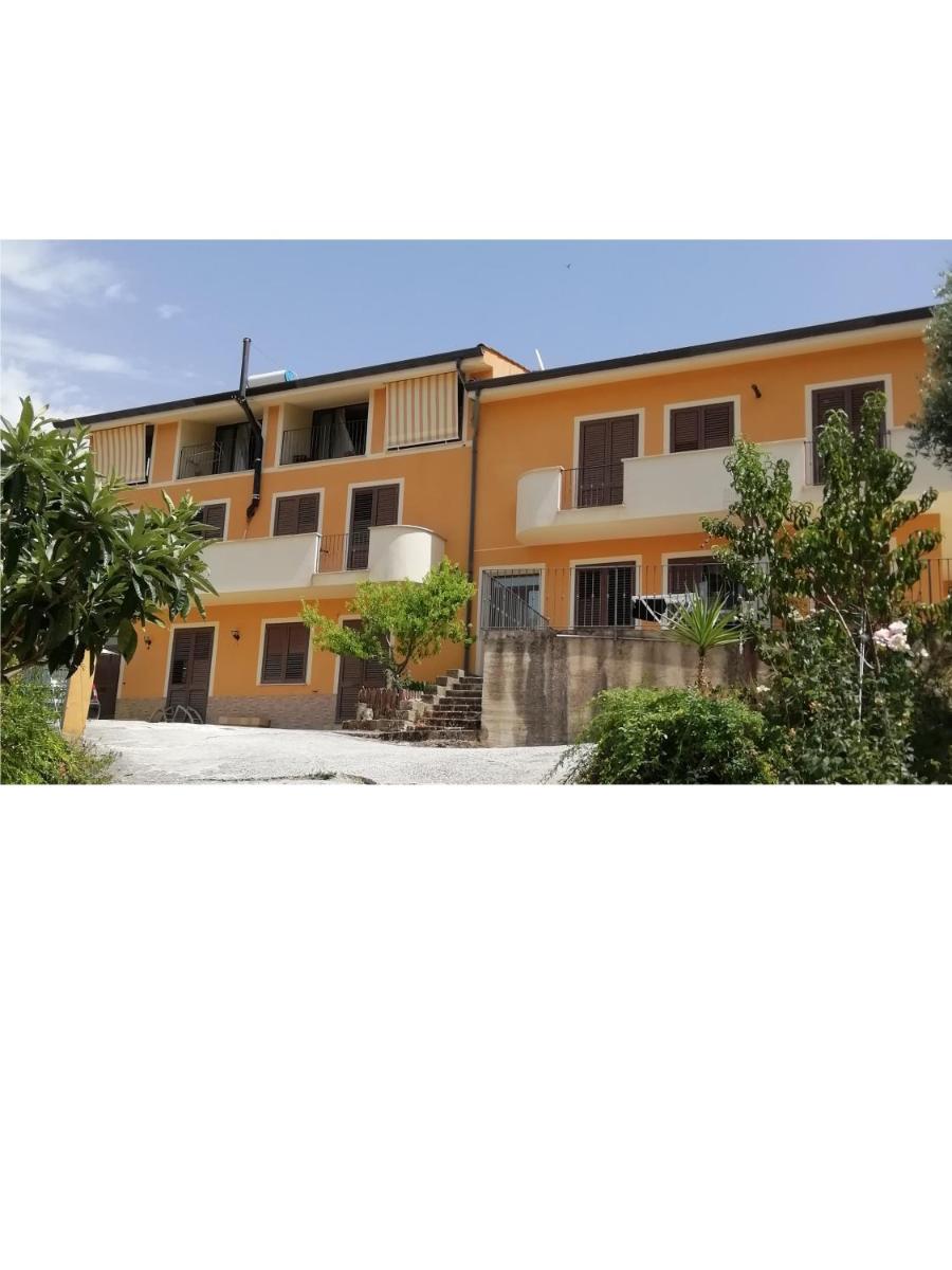 ULIVETO D'ARAGONA CASA VACANZA - Housity