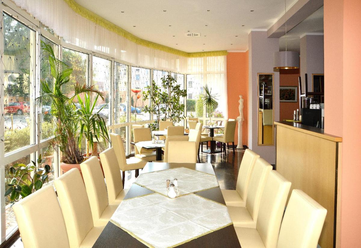 Brandiser Parkhotel - Housity