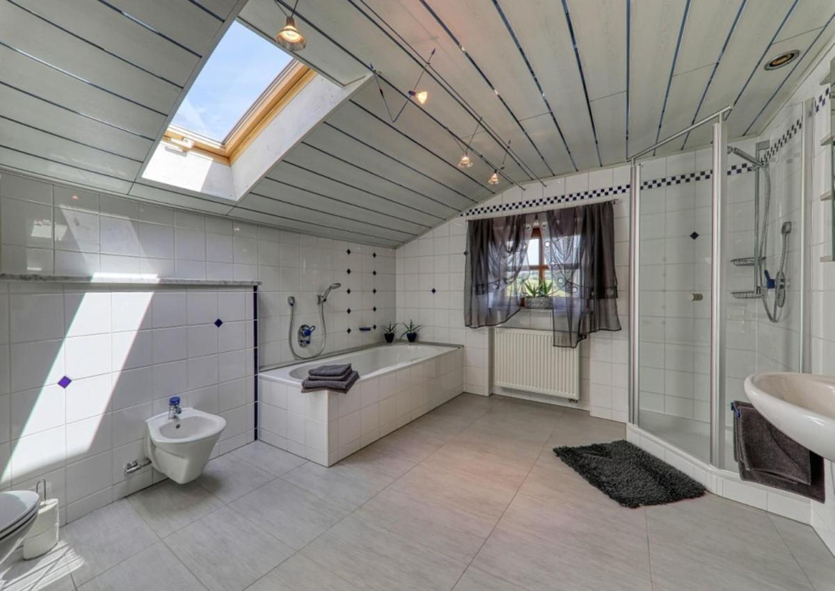 Ferienwohnung Haydn - Housity