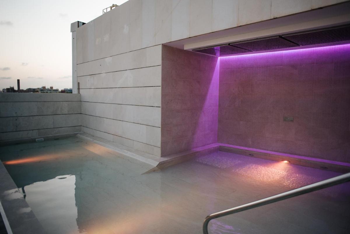 Imagen de la galería de Hotel Neptuno Playa & Spa, en Valencia
