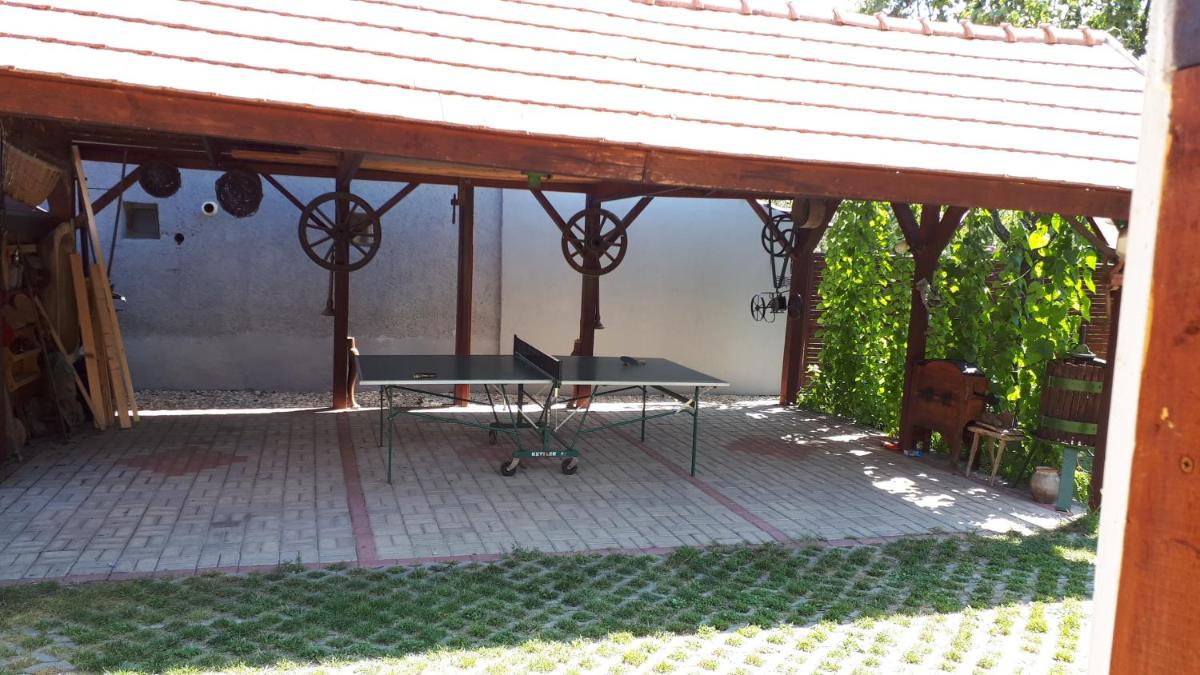 Erdőszéli Vendégház - Housity