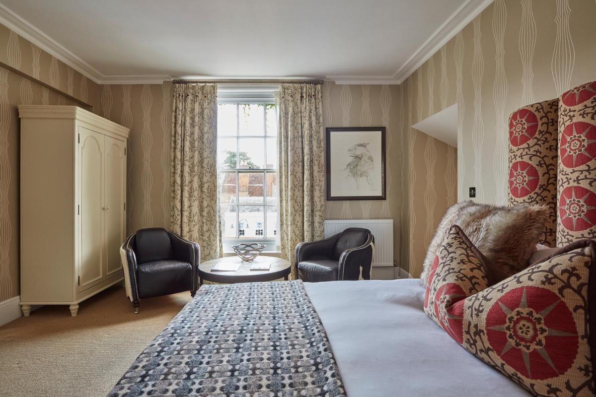 Angel Hotel - Housity