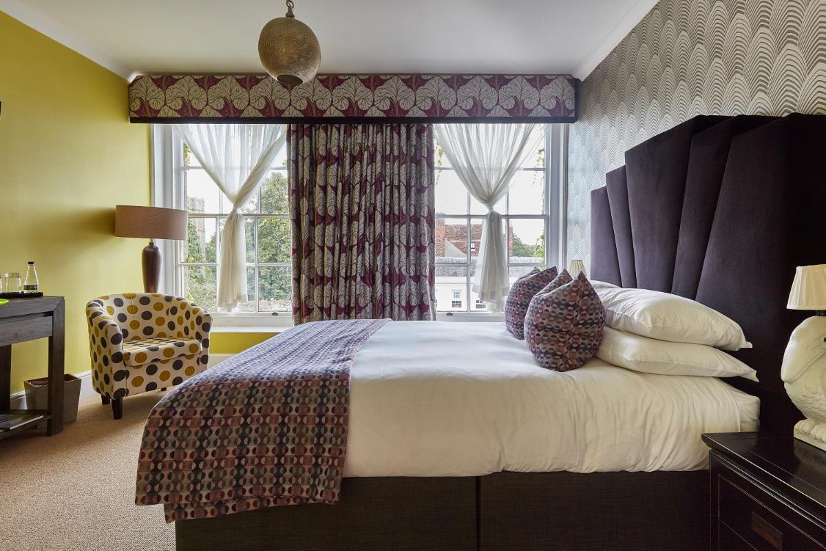 Angel Hotel - Housity