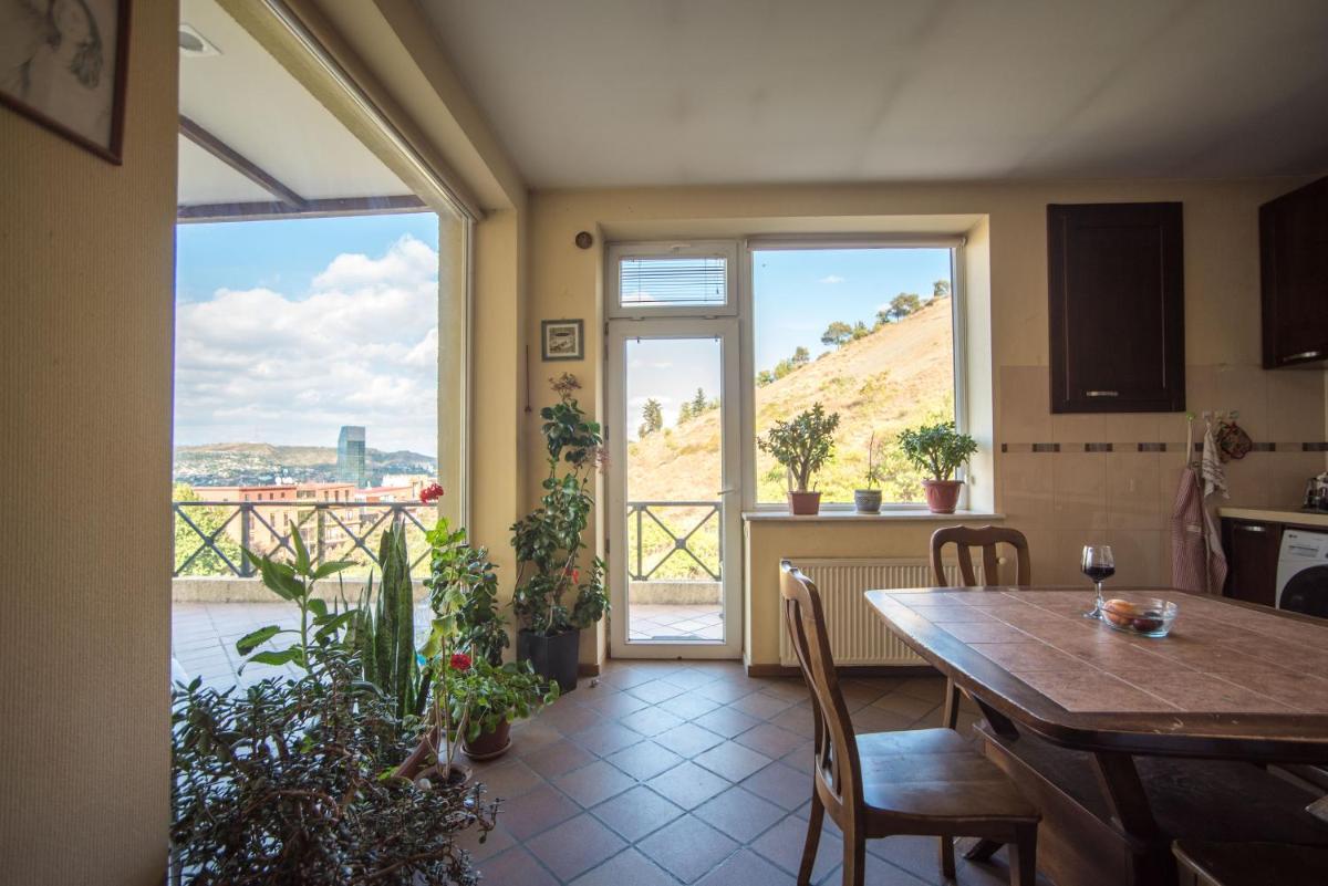 Terrace House Tbilisi - Housity