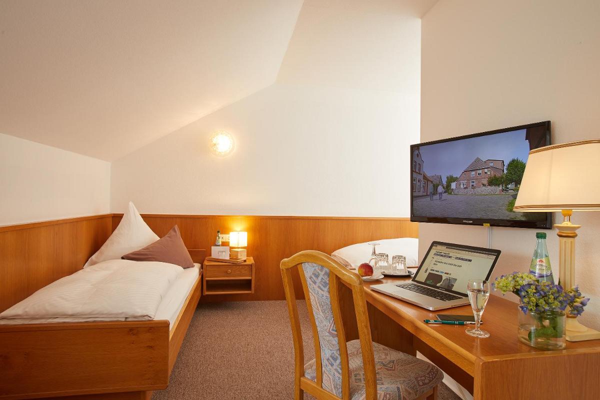 Tannmühle Hotel und Restaurant GmbH - Housity