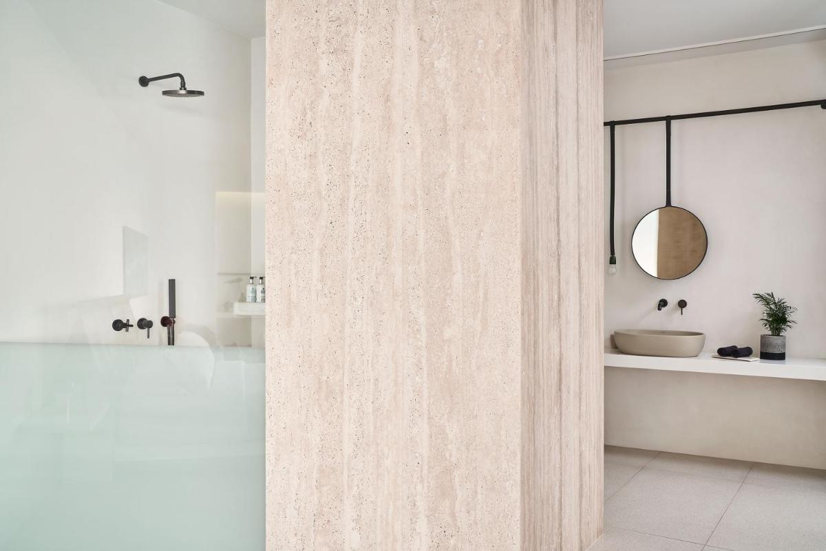 Alti Santorini Suites - Caldera View - Housity