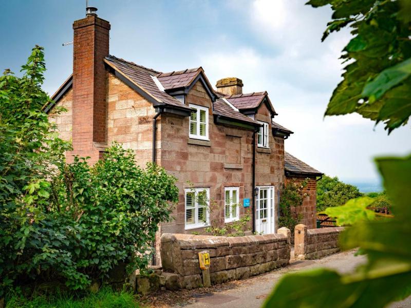 The Pheasant Inn - Housity