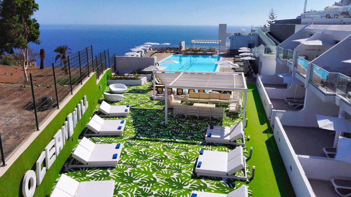 OCEAN HILL - Adults Only - Housity