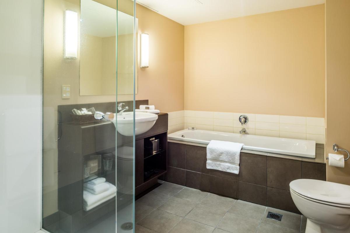 Suitetrails - Bolton Hotel