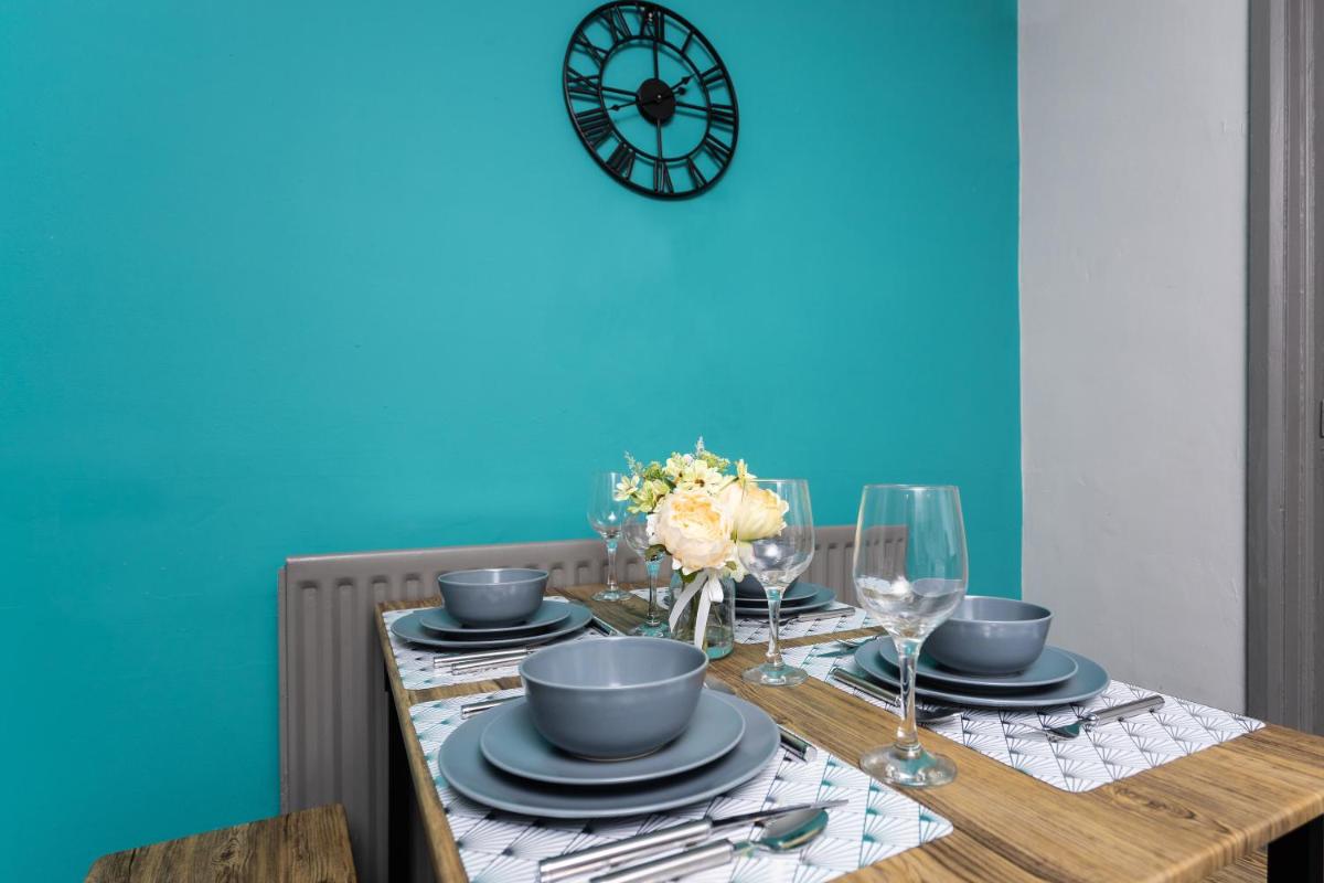 James Cook Accommodation - Housity