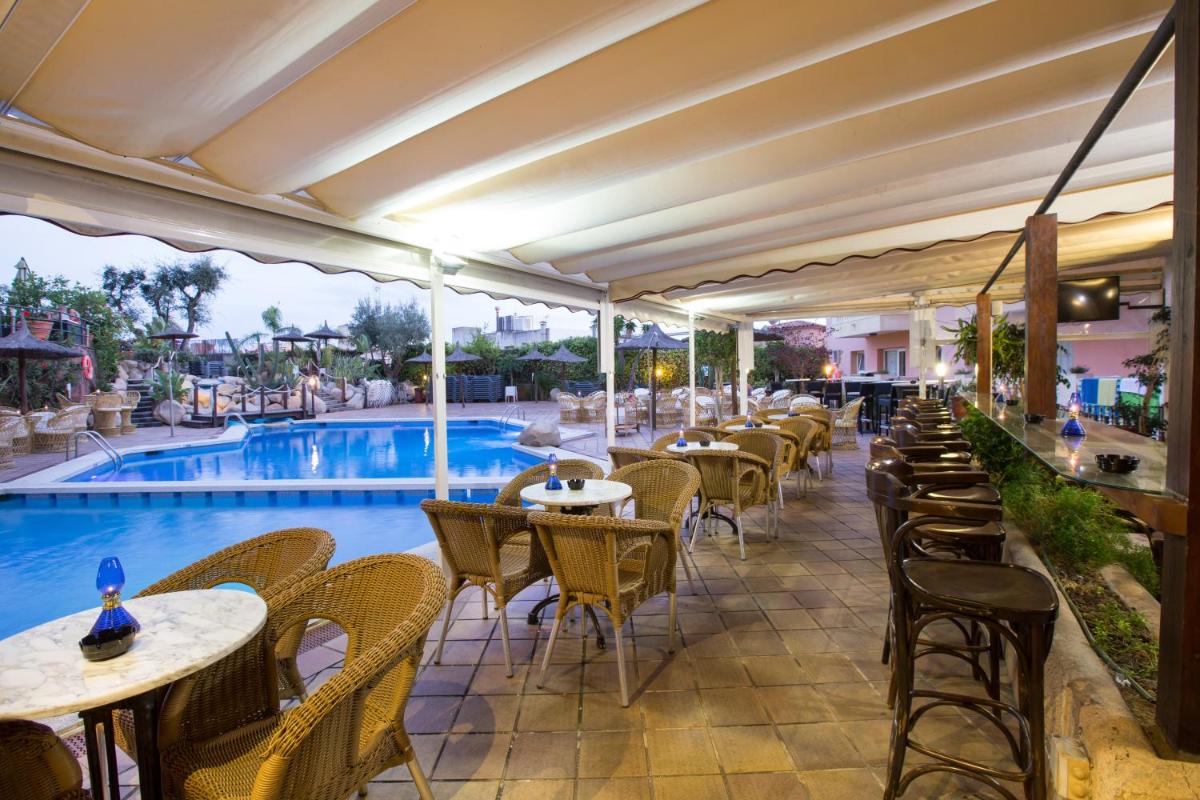 Piscina en o cerca de Hotel Alba Seleqtta
