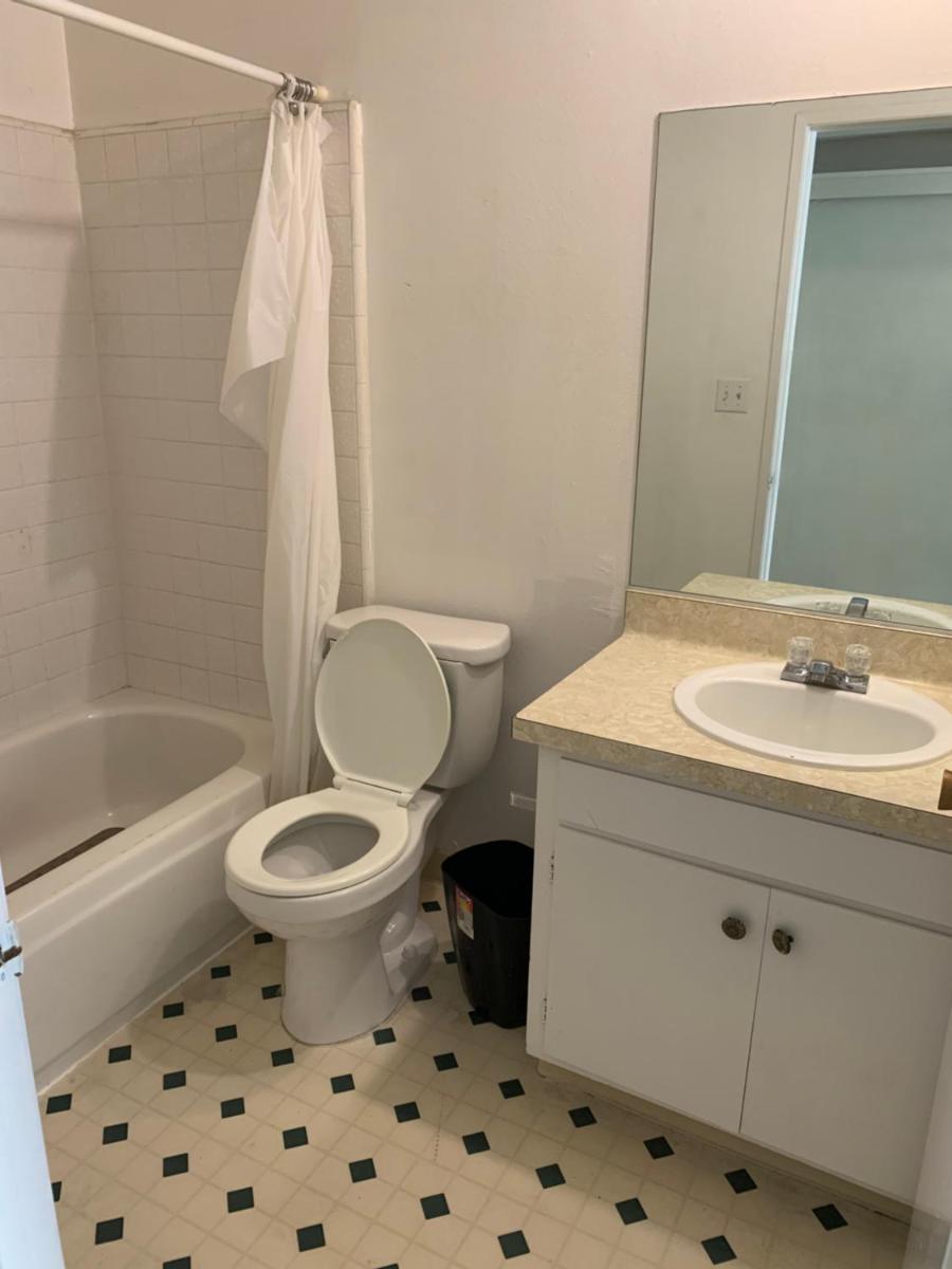 Steps away from Beverly Hills Unit-C12 - Housity