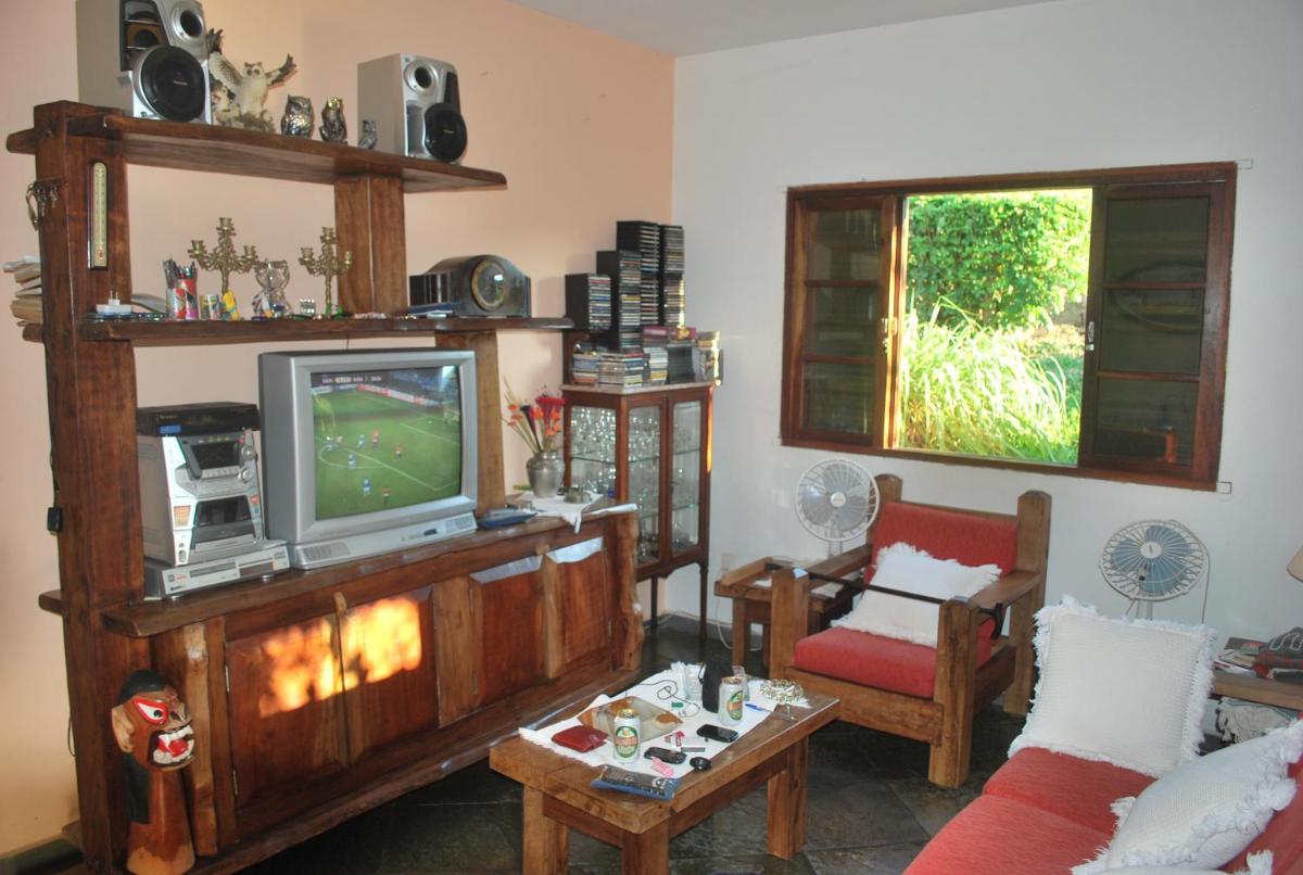 Sítio com Lago,Piscina,Nascente,Churrasq,Forno,Gramado,Árvores,Pássaros. - Housity