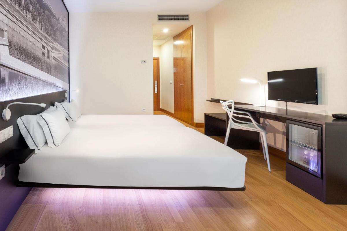 B&B HOTEL Madrid Aeropuerto T4 - Housity