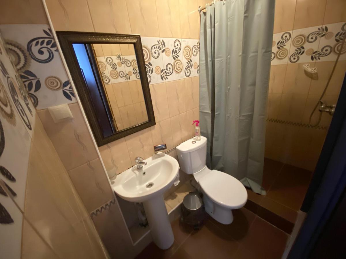 Петров Двор - Housity