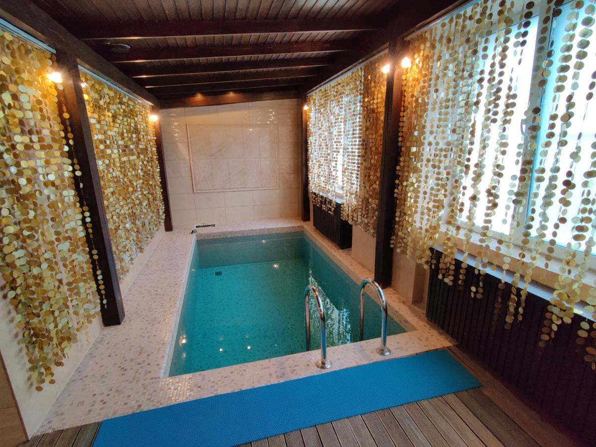 Hotel Vitro Villadzh - Housity
