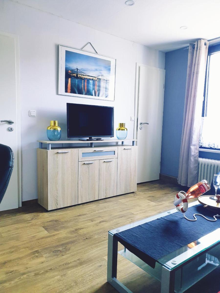 Jadebusen - Housity