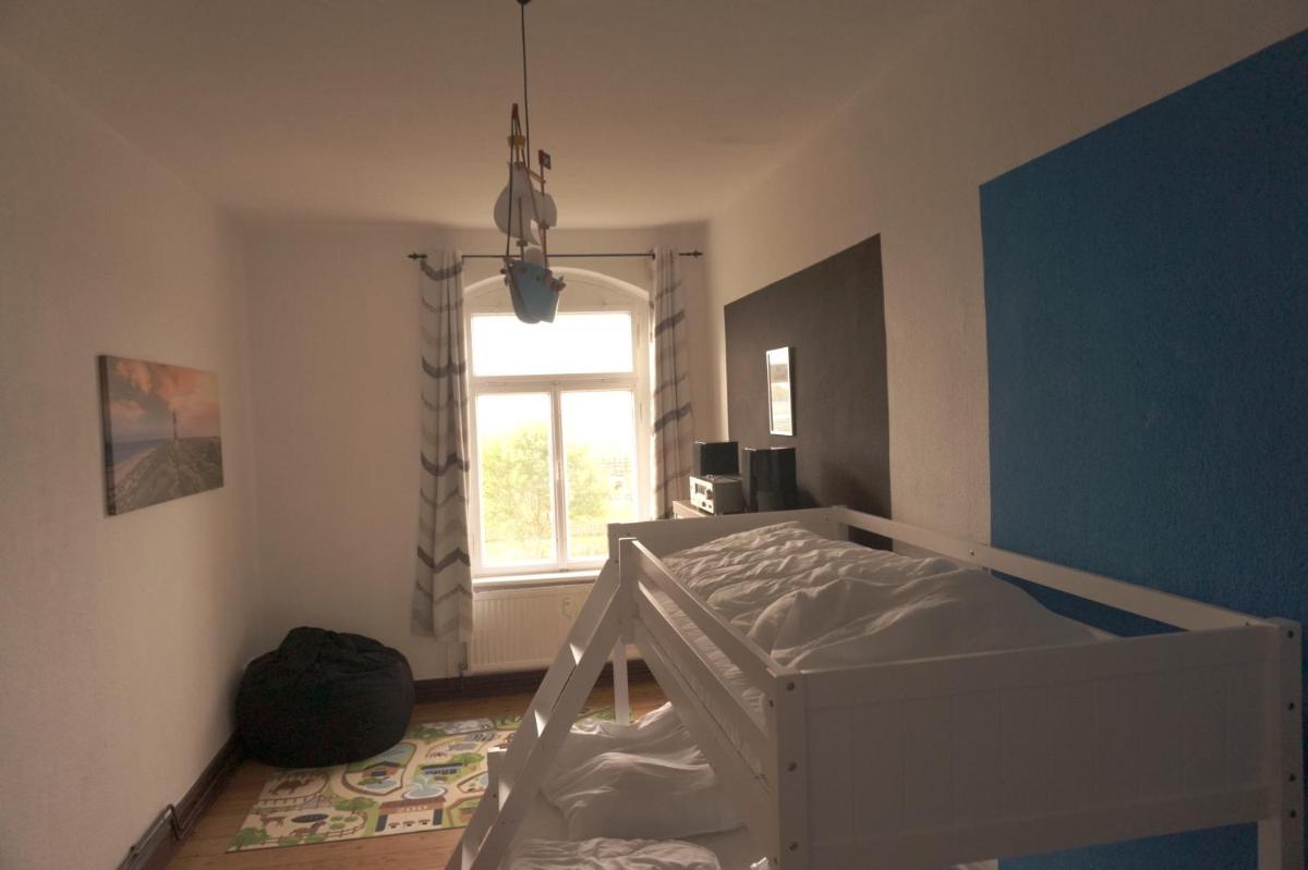 Ferienwohnung im alten Bahnhof - Housity