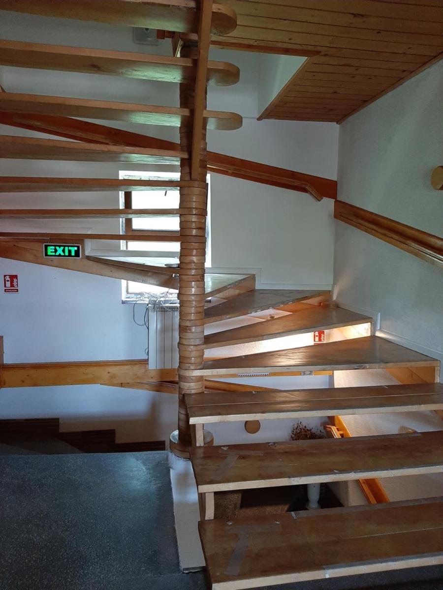 MON AMI - Housity