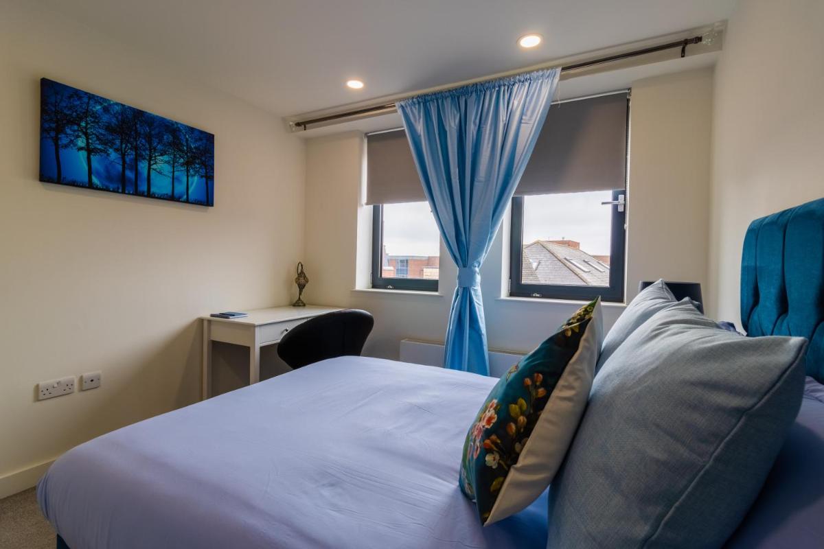 Virexxa Bedford Centre - Supreme Suite - 2Bed Flat with Free Parking & Gym - Housity