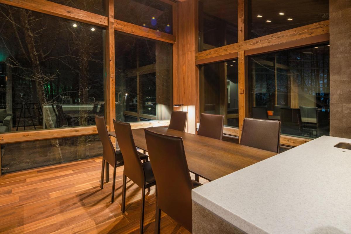 Gravity by The Hakuba Collection - Housity