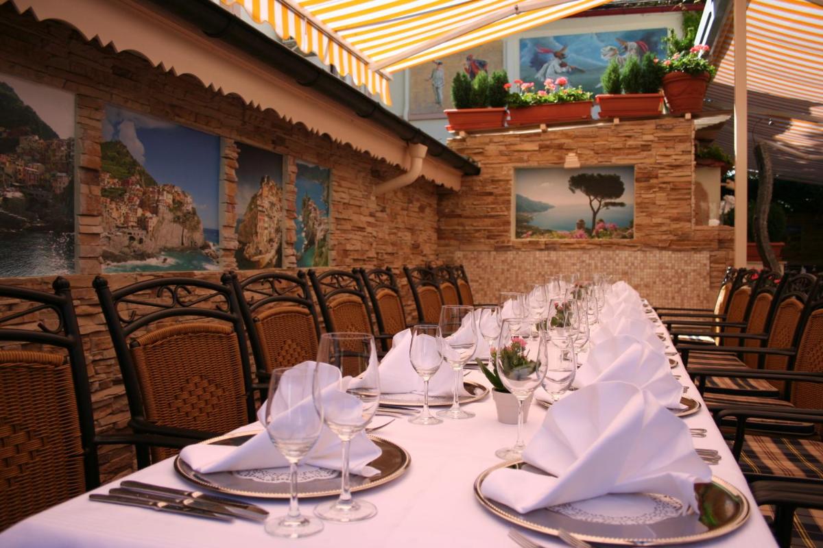 Hotel Restaurant Da Franco - Housity