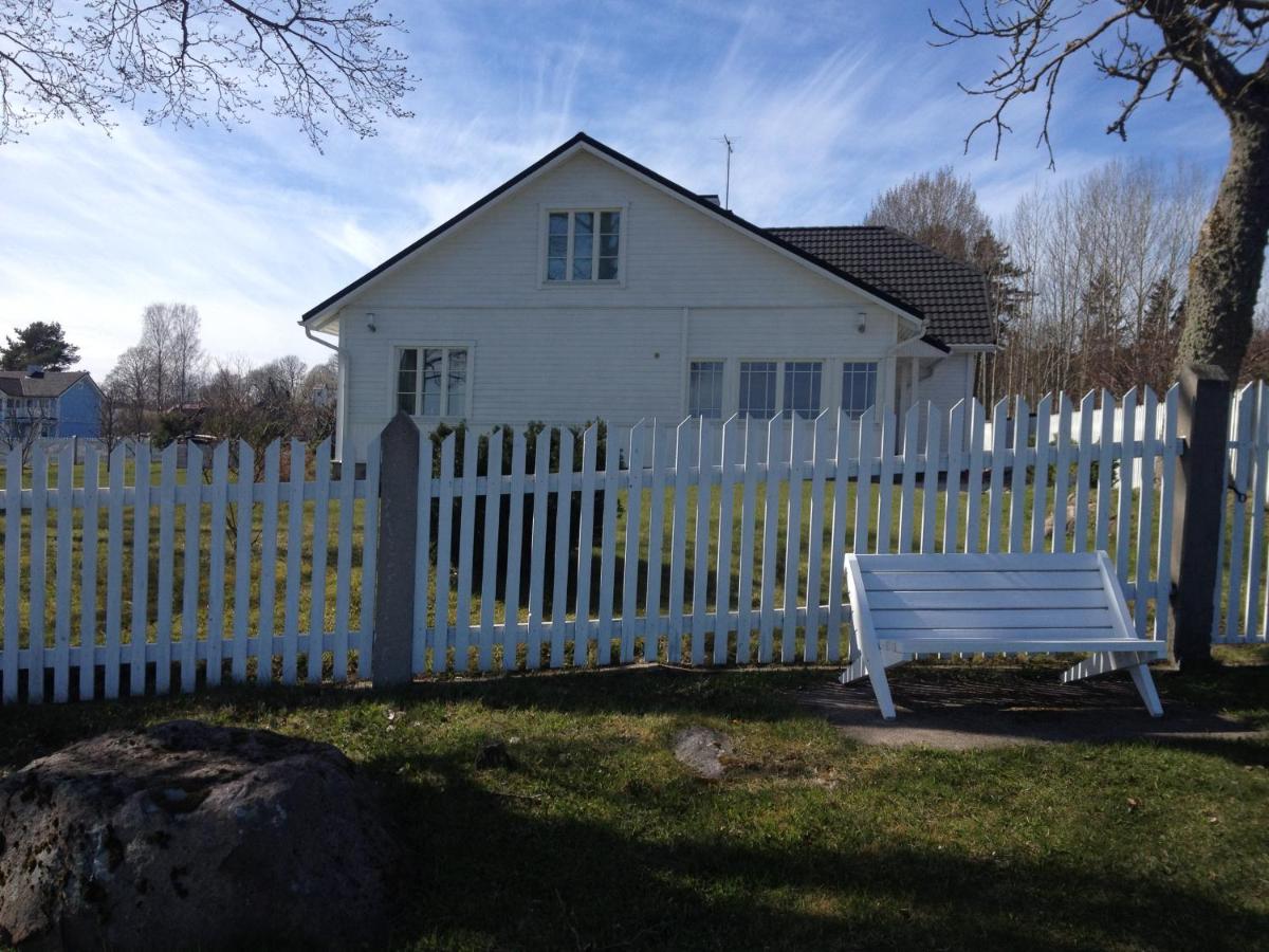 ÄSSA BEACH HOUSE - Housity